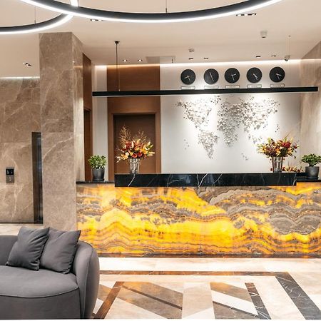 Raavah Aparthotel Almaty Bagian luar foto